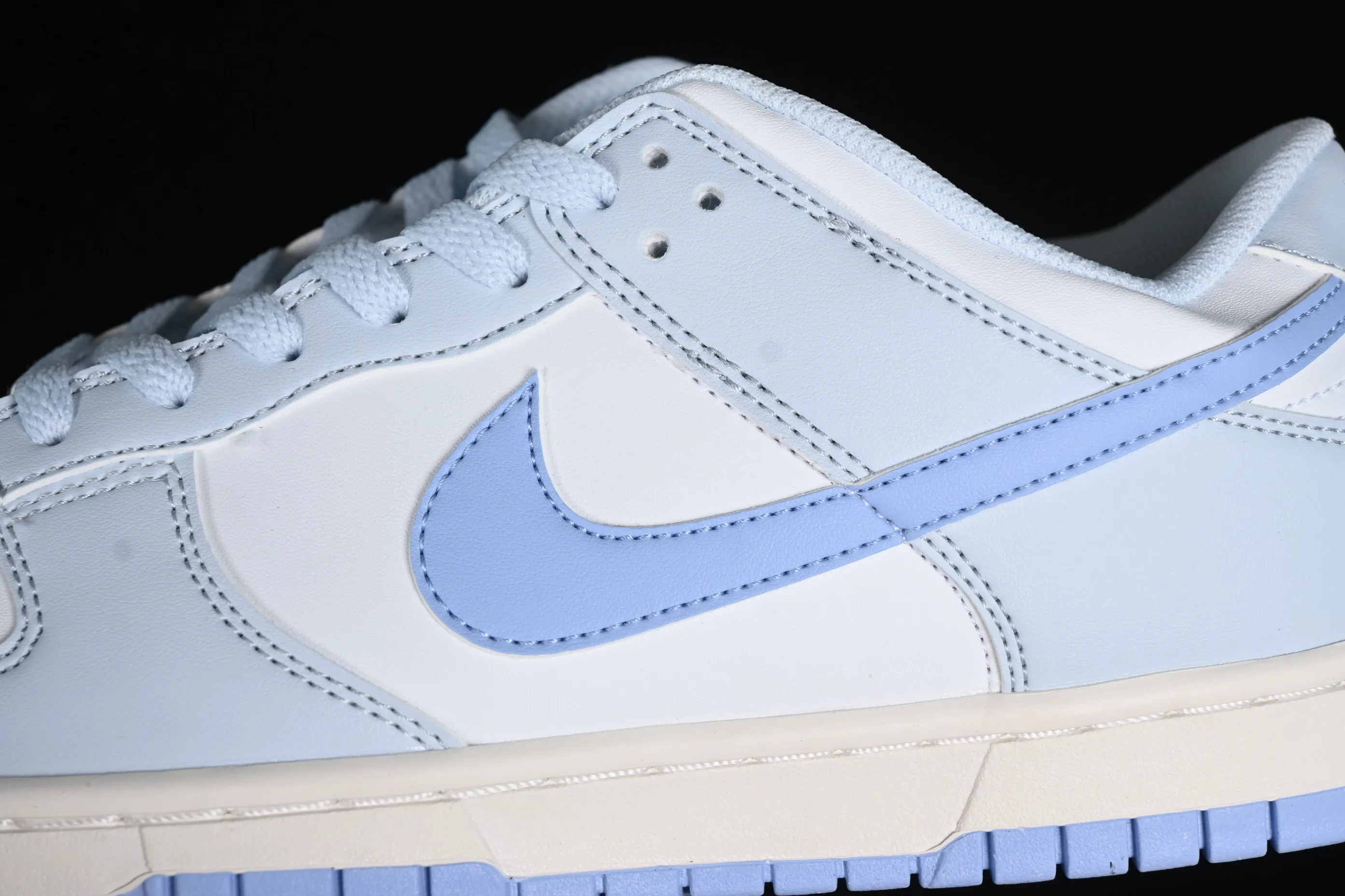 All categories Nk SB Dunk series Nk SB Dunk Low low-top sneakers Nk Dunk Low "Blue Tint" small fresh blue SB low-top casual sneakers DD1873-400